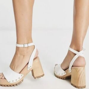 NWT Steve Madden Ocala White Leather Ankle Strap OpenToe Platform Sandals